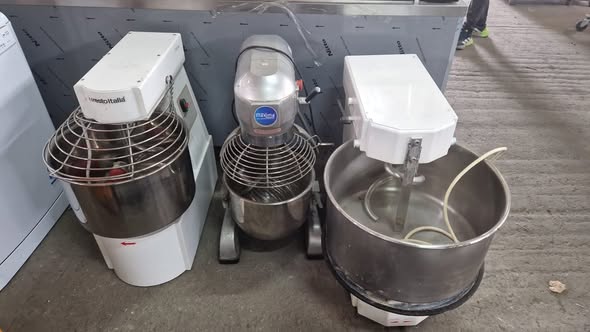 Malaxoare Profesionale HoReCa Second Hand – Resto Italia si Maxima | Stoc Disponibil