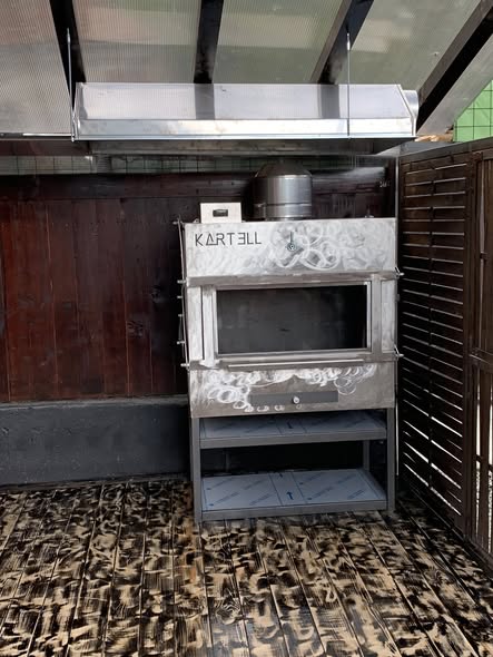 Gratar Profesional Tip Josper pe Carbune - Reducere 50% | Focar Inox Refractar