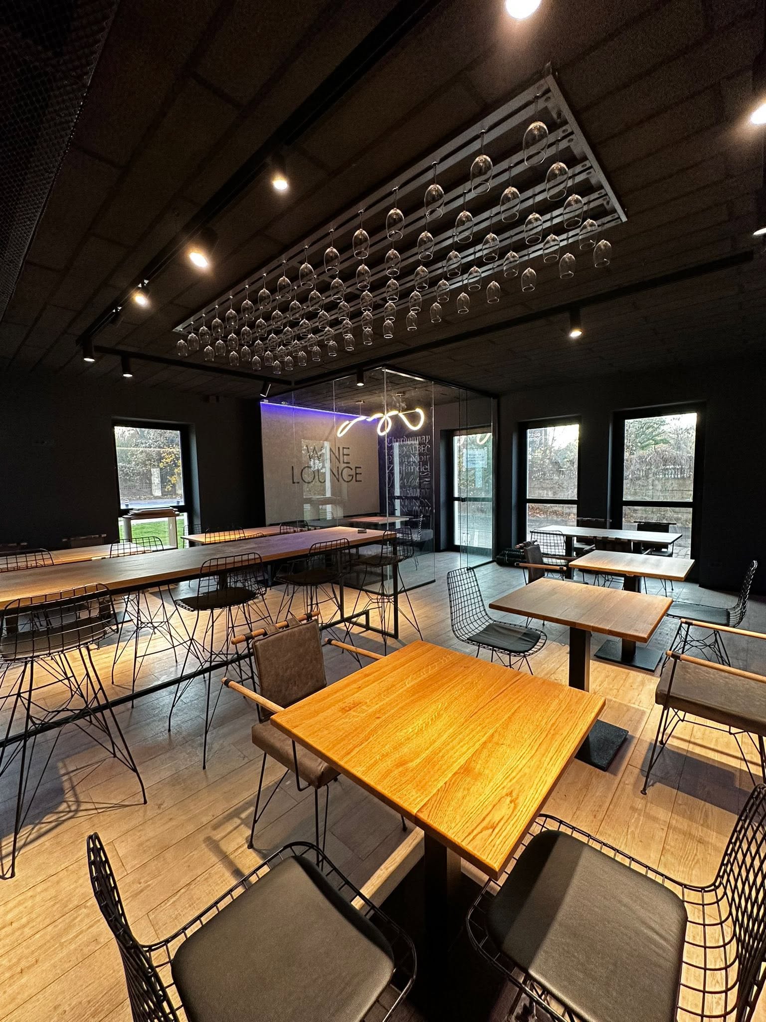 Mobilier HoReCa Stark Nou – Set Complet pentru Restaurant, Cafenea, Bar sau Terasa scaune mese blat - Imagine 4