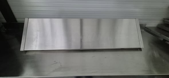 Polita Inox de Perete Profesionala – cu Console Incluse - Imagine 2