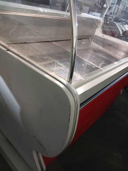 Vitrine frigorifice orizontale pentru mezeluri – diferite dimensiuni disponibile - Imagine 3