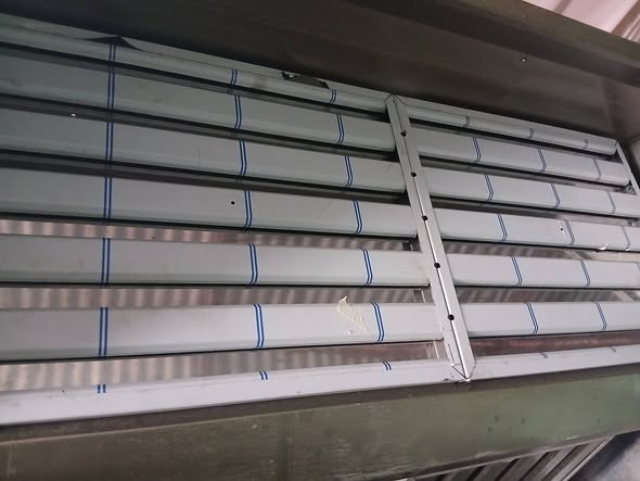 Hota profesionala inox 1 m x 1 m cu motor interior – ideala pentru bucatarii HoReCa - Imagine 3