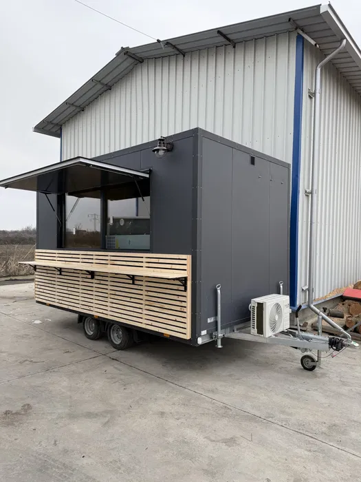 Rulota Shaorma si Kebab Profesionala food truck  Complet Echipata pentru Fast Food si Street Food