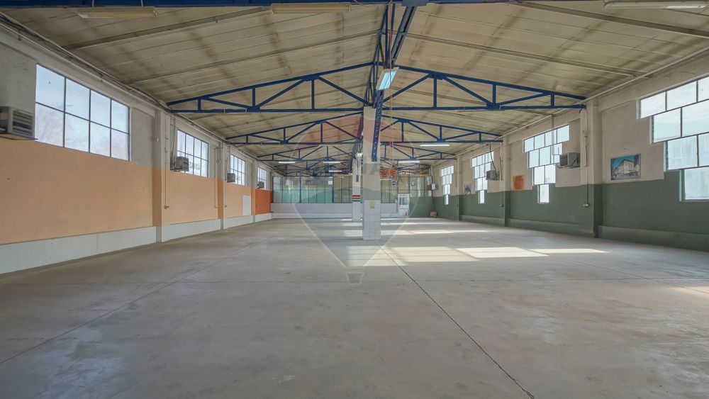 Hala industriala de inchiriat 720 mp – ideala pentru depozitare, productie alimentara sau activitati HoReCa - Imagine 2