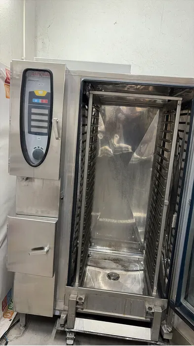 Cuptor Rational pe gaz 40 tavi GN 1/1 – capacitate mare pentru catering si productie alimentara - Imagine 4