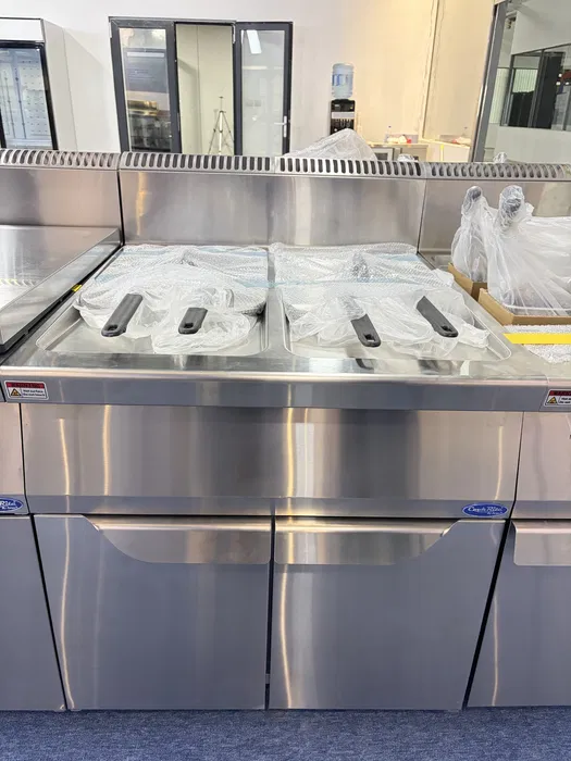 Friteuza profesionala dubla pe gaz 2x16 litri – echipament nou pentru restaurante si fast-food