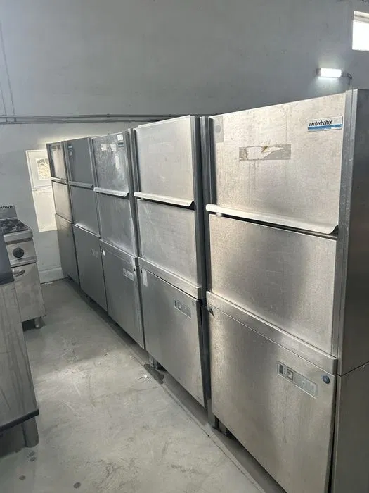 Masina Profesionala de Spalat Vase, Oale si Tavi Winterhalter GS 640