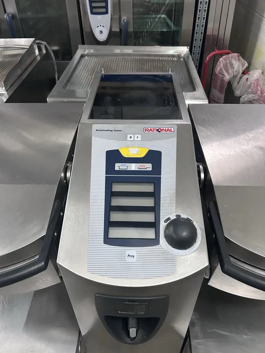 Rational VarioCooking Center 112 - Tigaie Basculanta Multifunctionala Profesionala - Imagine 3