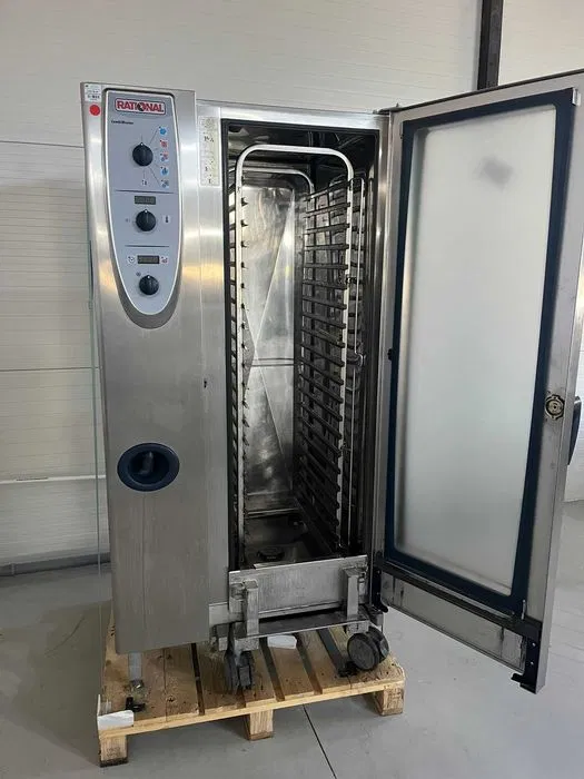 Cuptor Profesional Rational CM 201 G - Convectomat pe Gaz 20 Tavi GN 1/1