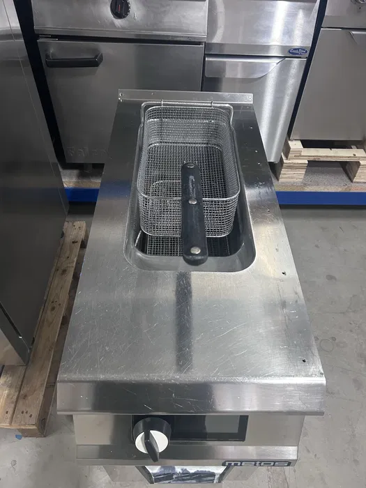 Friteuza Profesionala Electrica Metos Digitala 18 Litri - Linia 900 - Imagine 3
