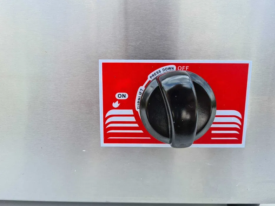 Grill profesional pe gaz cu plita neteda si striata, inox, utilizare intensiva - Imagine 3