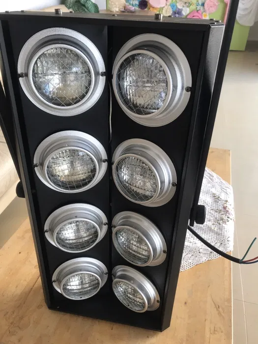 Lumini profesionale pentru scena si evenimente horeca, restaurante,, Eight Eyes Light, produs nou - Imagine 3