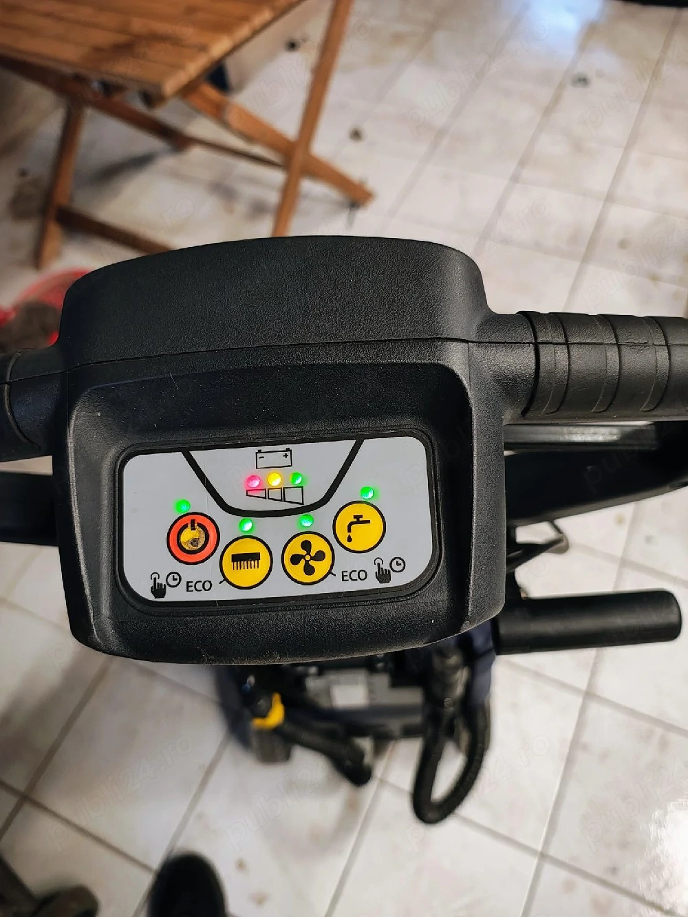 Masina Profesionala de Spalat si Aspirat Pardoseli VLX cu Acumulator – Compacta si Eficienta - Imagine 2