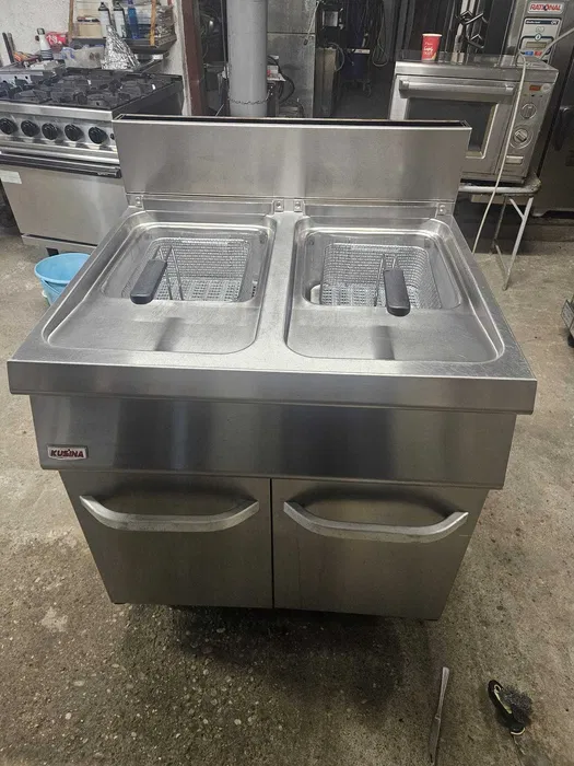 Friteuze Profesionale SH Electrice si pe Gaz cu 1 sau 2 Cuve
