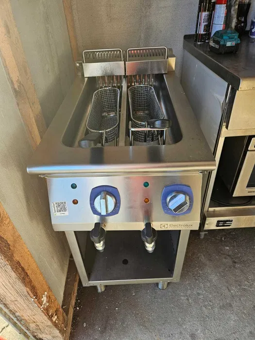 Friteuze Profesionale SH Electrice si pe Gaz cu 1 sau 2 Cuve - Imagine 4