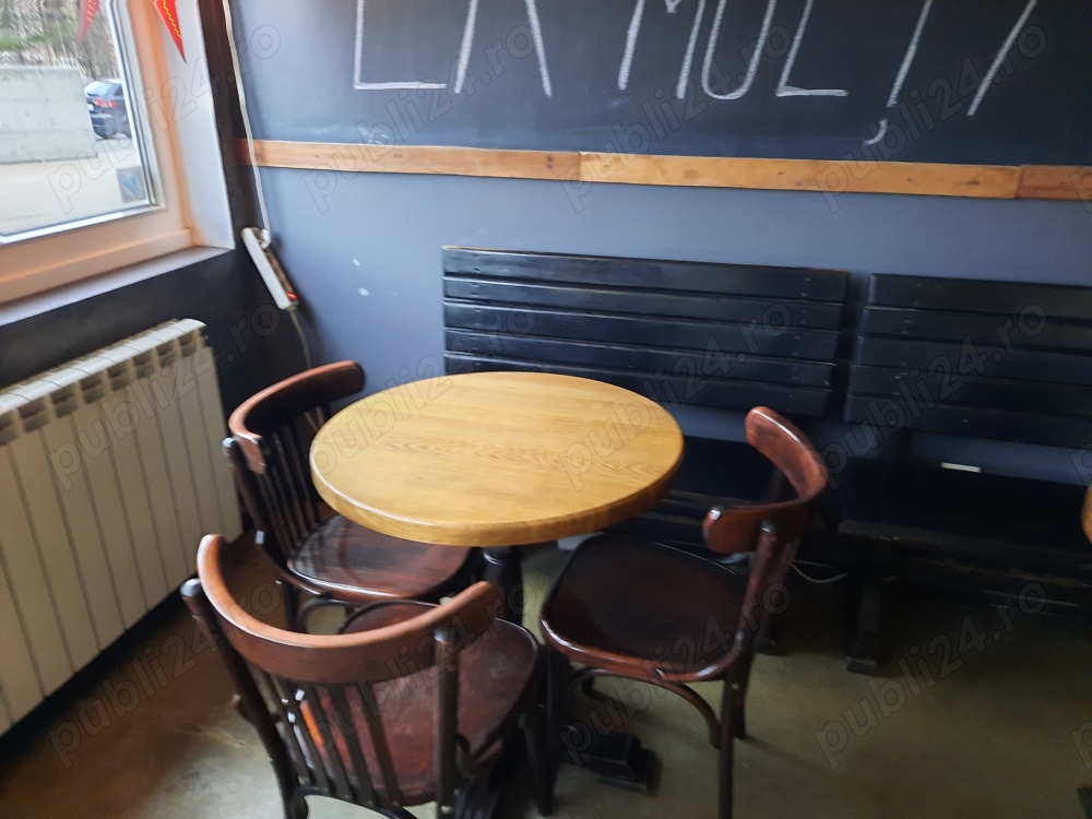 Set masa rotunda cu 4 scaune din lemn pentru cafenea, bar sau restaurant