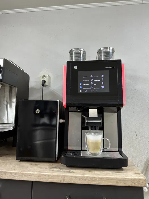 Aparat de Cafea Profesional WMF 5000S cu Frigider de Lapte Inclus – Factura si Garantie - Imagine 3