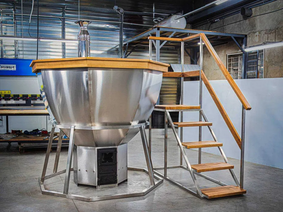 Ciubar din lemn cu inox la pret avantajos | Direct de la producator
