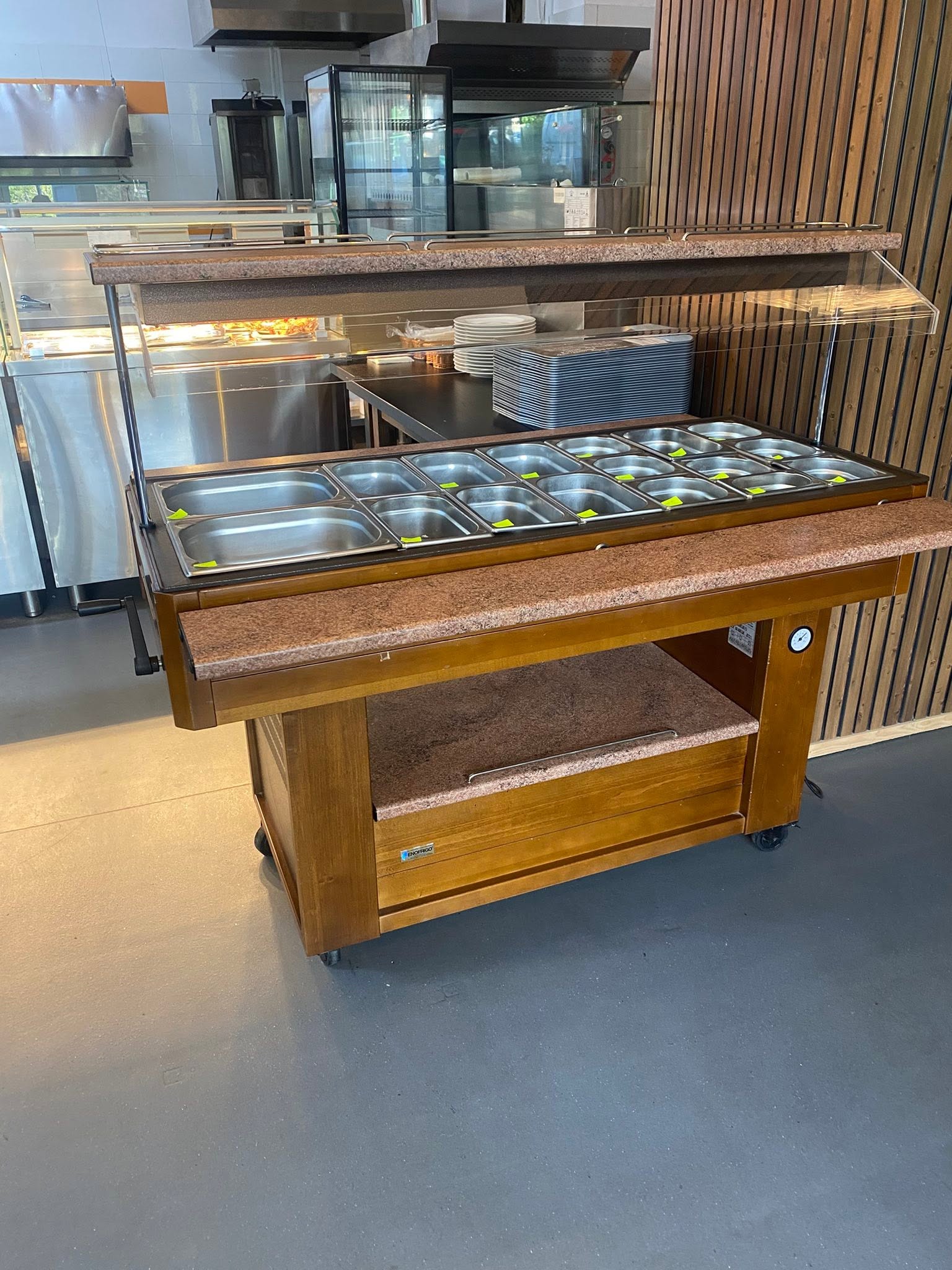 Vitrina Rece Profesionala pentru Ingrediente Pizza, Salate si Autoservire – Inox + Protectie Sticla