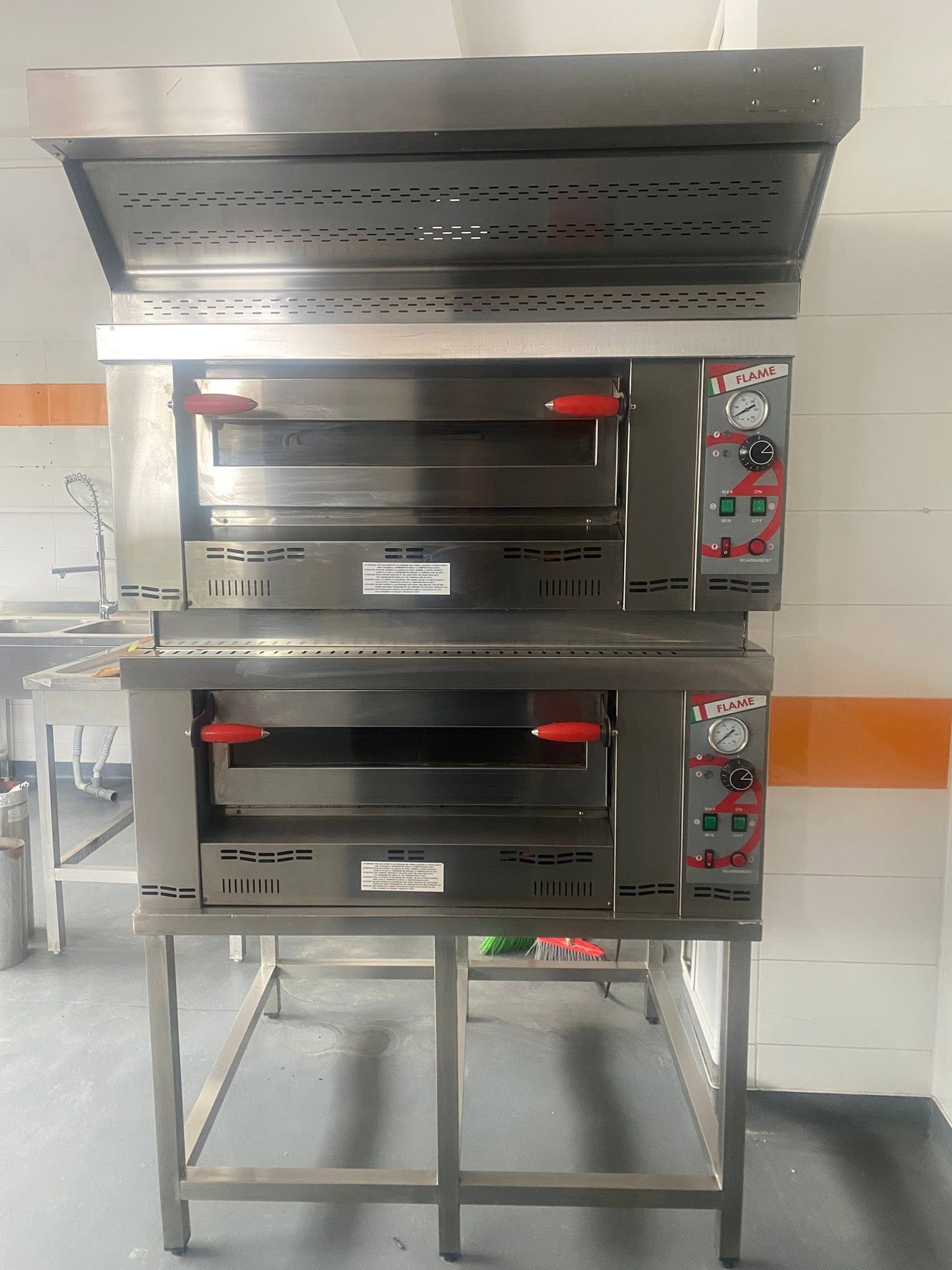 Cuptor Pizza Profesional Electric 2 Camere + Hota Inox | Cuptor Pizza HoReCa - Imagine 3