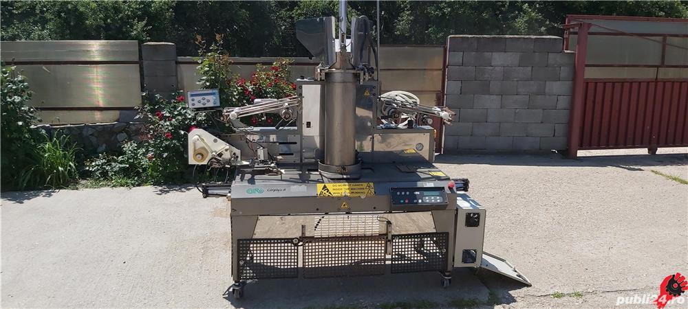Echipament profesional pentru ambalarea automata a legumelor si fructelor in plasa - Imagine 3