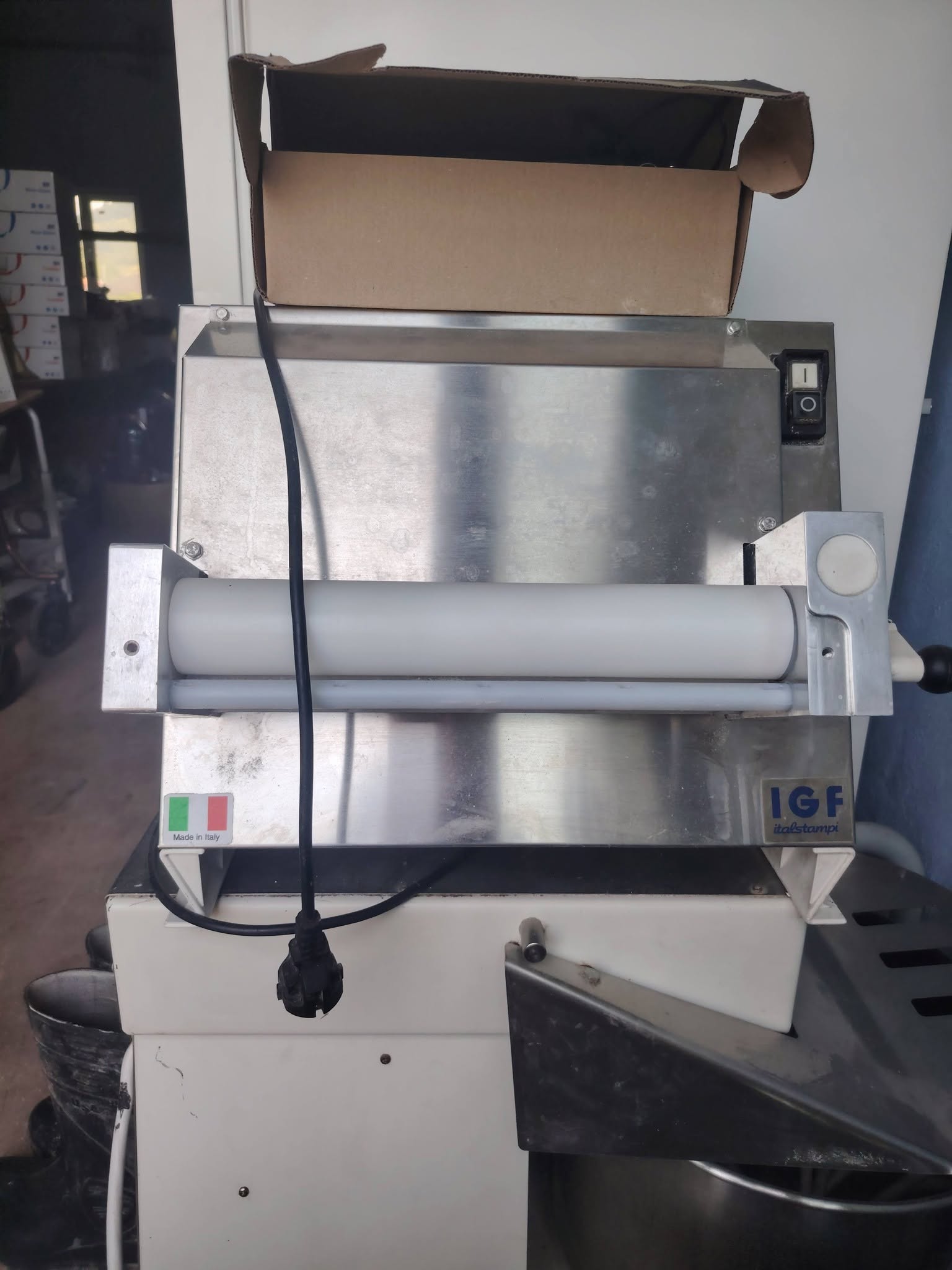 Intinzator Aluat Profesional IGF Italstamp – Laminator Aluat Pizza si Patiserie Made in Italy