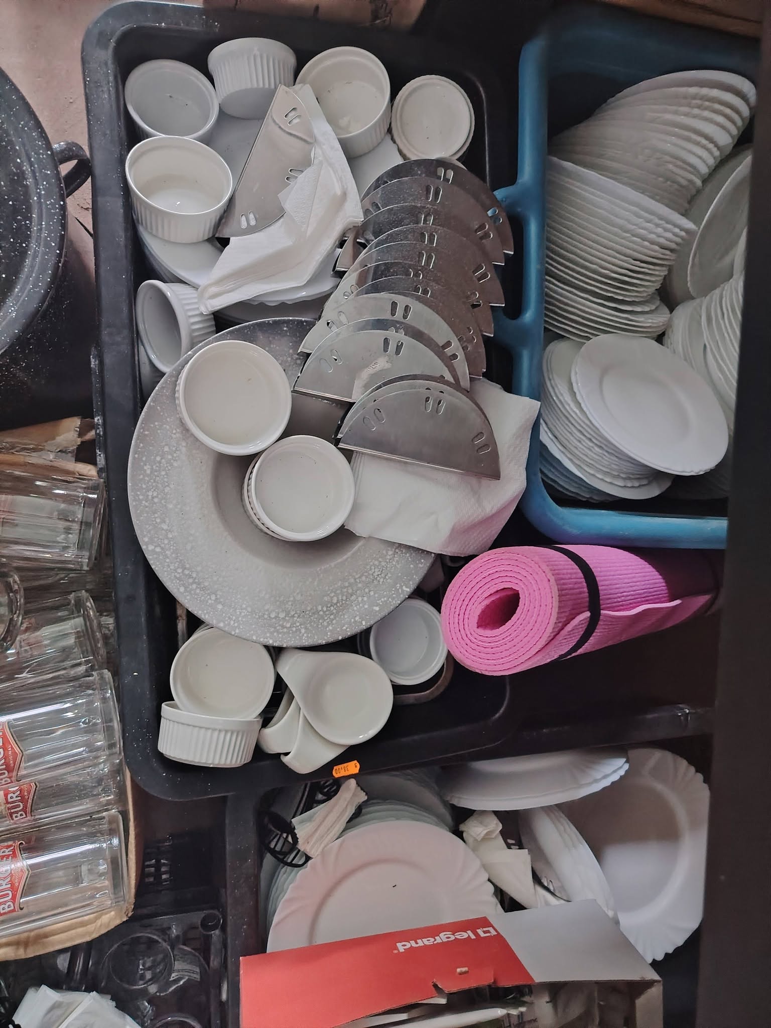 Vesela profesionala HoReCa – farfurii, boluri, ramekin si accesorii pentru restaurante