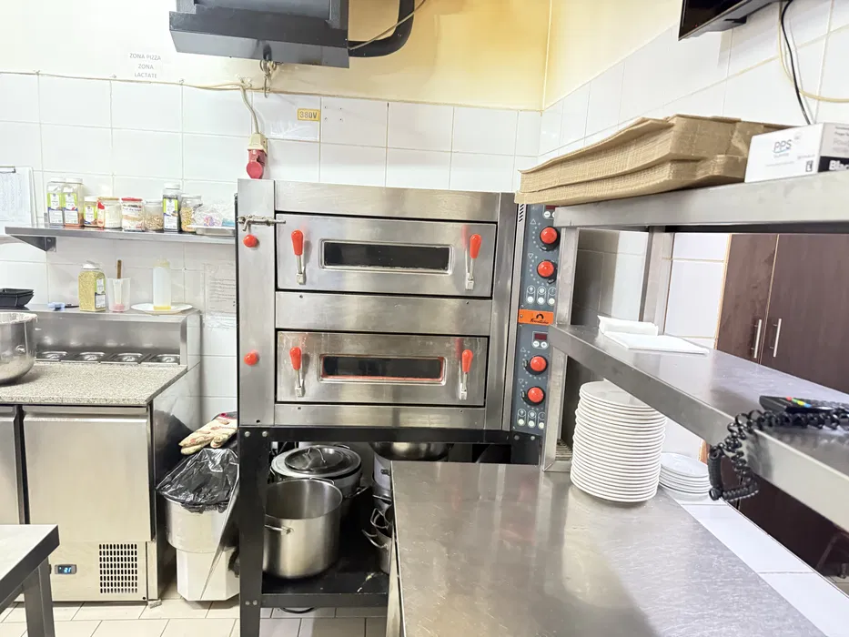 Cuptor profesional pizza Fornitalia – functional, probe la predare