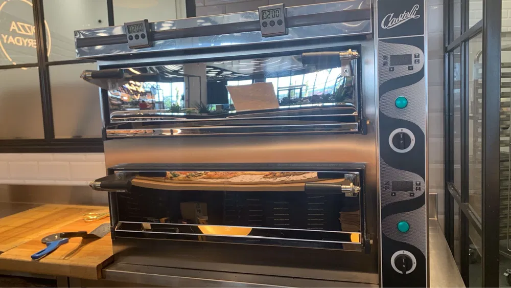 Cuptor profesional pizza Castelli Forni cu vatra din samota – stare impecabila - Imagine 3