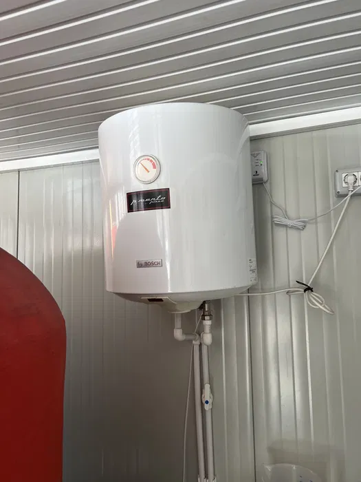 Container pizzerie complet echipat – cuptor pe lemne și gaz + echipamente profesionale