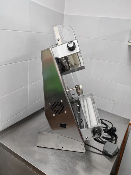 Intinzator aluat profesional Fimar DSA 420 - Formator aluat pizza 40 cm Made in Italy, aproape nou