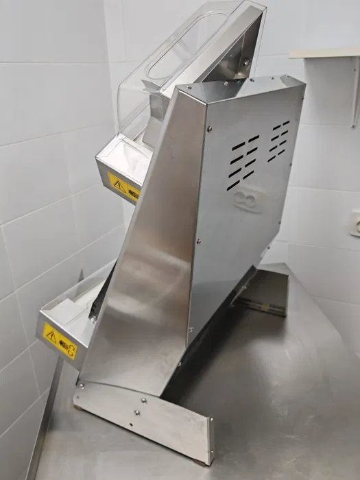 Intinzator aluat profesional Fimar DSA 420 - Formator aluat pizza 40 cm Made in Italy, aproape nou - Imagine 2
