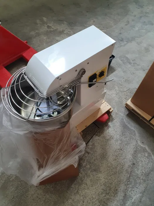 Malaxor aluat profesional 20 litri Italia - 17 kg aluat, 230V, produs nou cu garantie - Imagine 3