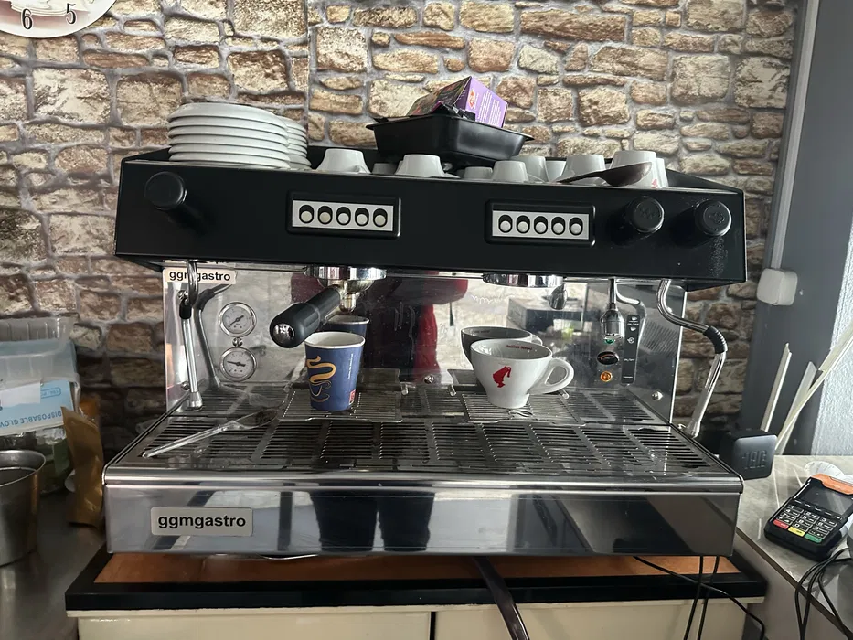 Espressor profesional GGMGastro 2 grupuri - Aparat cafea profesional pentru cafenea, restaurant si bar | SH
