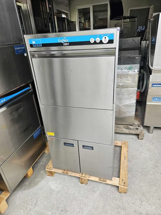 Masina profesionala de spalat vase MEIKO EcoStar 530 F – Revizuita, Garantie 6 luni