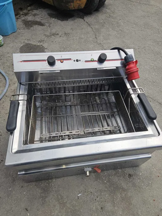 Friteuza profesionala electrica - Capacitate mare | Inox, SH, Garantie 6 luni