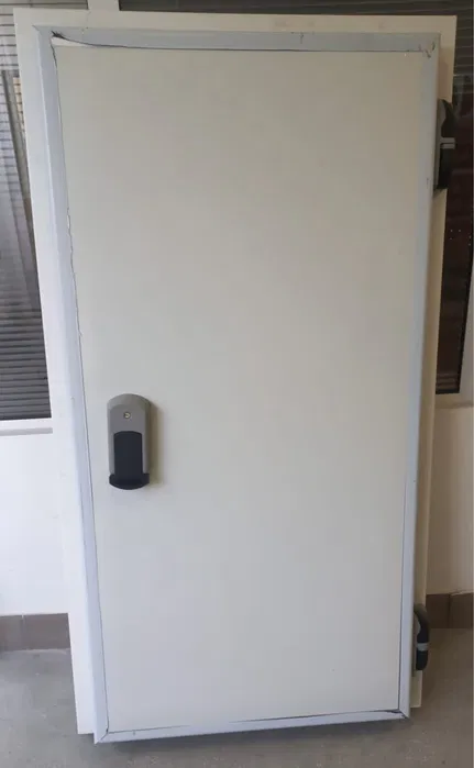 Usa pentru camera frigorifica, refrigerare si congelare - Diverse dimensiuni