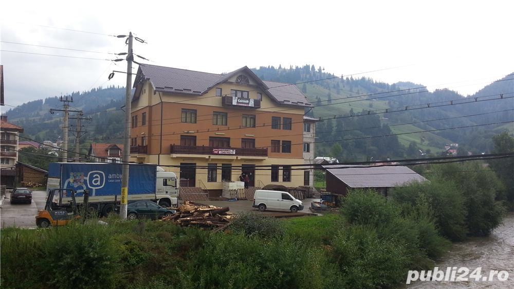 Cladire multifunctionala de vanzare in Fundu Moldovei - Ideala pentru hotel, pensiune, apartamente turistice sau investitie HoReCa - Imagine 4