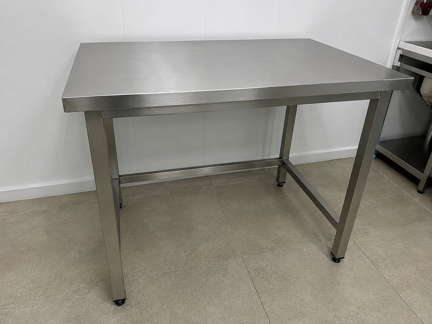 Masa profesionala din inox 120x80 cm pentru restaurante, cantine si bucatarii HoReCa