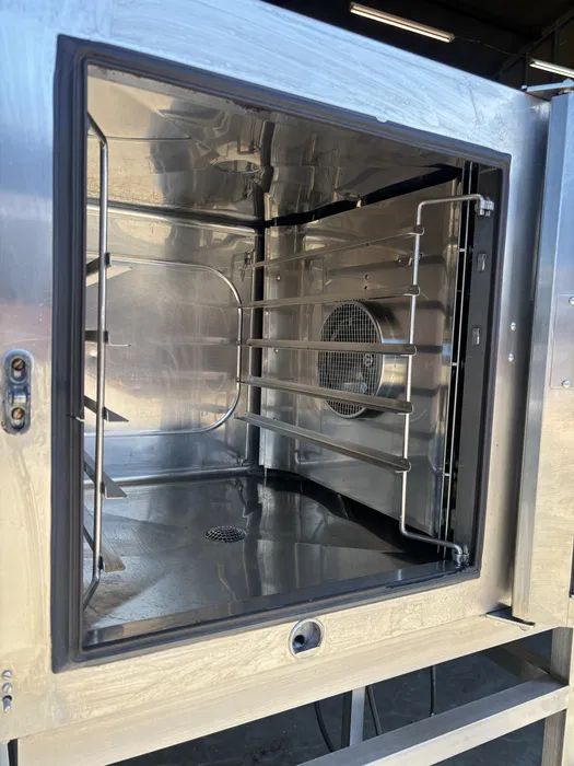 Cuptor profesional cu convectie si aburi 6 tavi 60x40 pentru patiserie, cofetarie, brutarie si HoReCa - Imagine 2