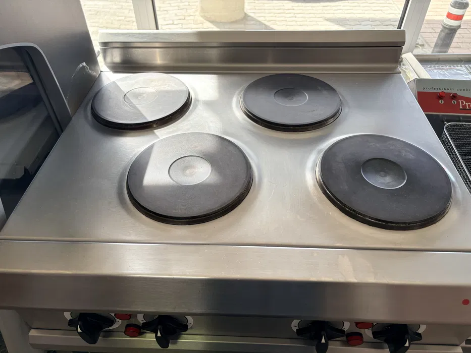 Plita profesionala 4 ochiuri cu suport inox pentru restaurant, fast-food si HoReCa - Imagine 2