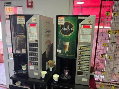 Wittenborg 7100 SH reconditionat - Automat profesional pentru cafea si bauturi calde - Imagine 2
