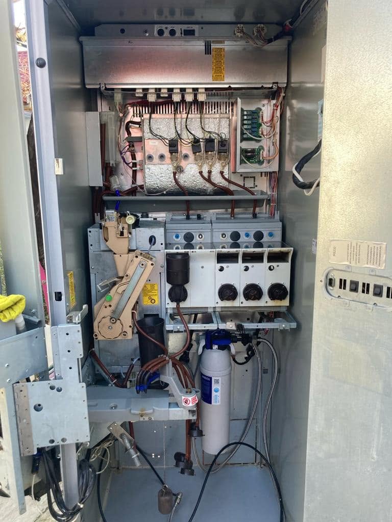 Automate de cafea si vending profesionale - Vanzare, service, reconditionare si piese de schimb - Imagine 3