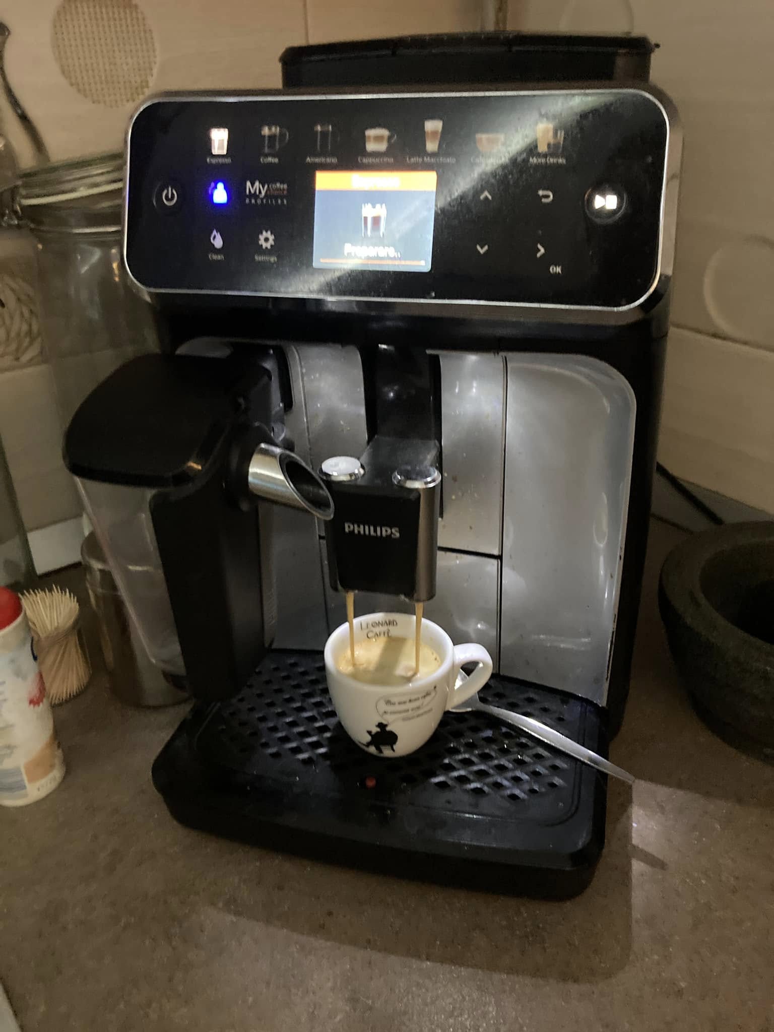Automate de cafea profesionale noi si second hand | Service autorizat | Reconditionare | Vending HoReCa - Imagine 2