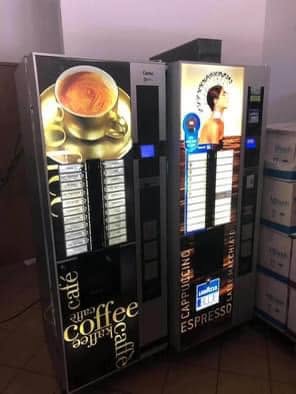 Automat profesional de cafea Necta Canto + automat snack Necta Samba - set vending complet second hand - Imagine 2