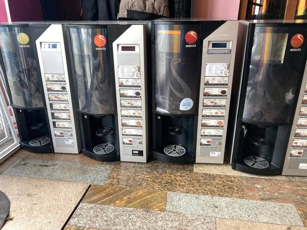Automat cafea profesional Saeco Xelsis si automate Selecta second hand - Imagine 2