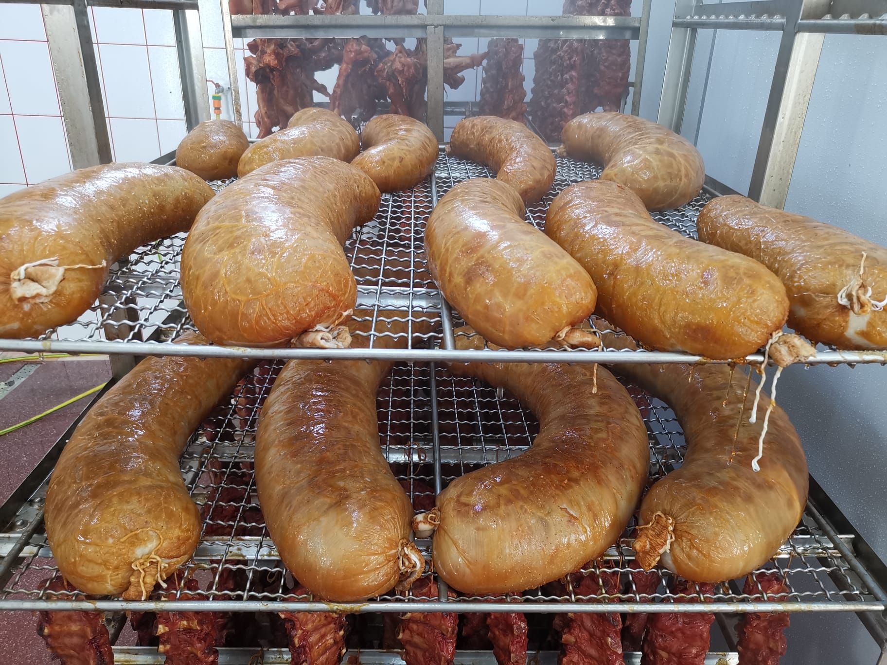 Toba traditionala si preparate din carne pentru HoReCa - producator mezeluri si specialitati romanesti
