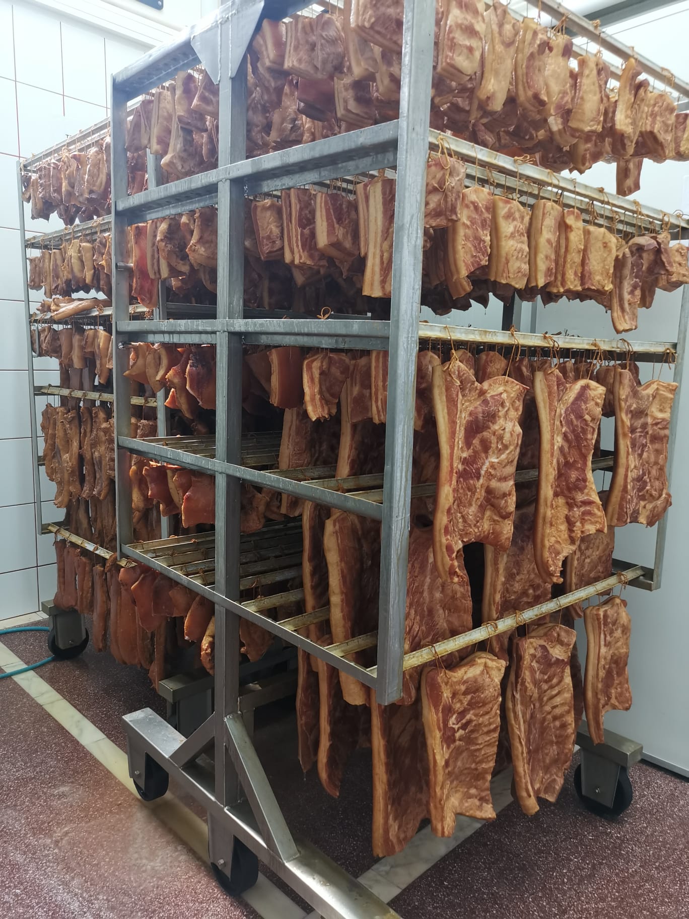 Costita afumata traditionala pentru HoReCa - costita de porc afumata productie proprie