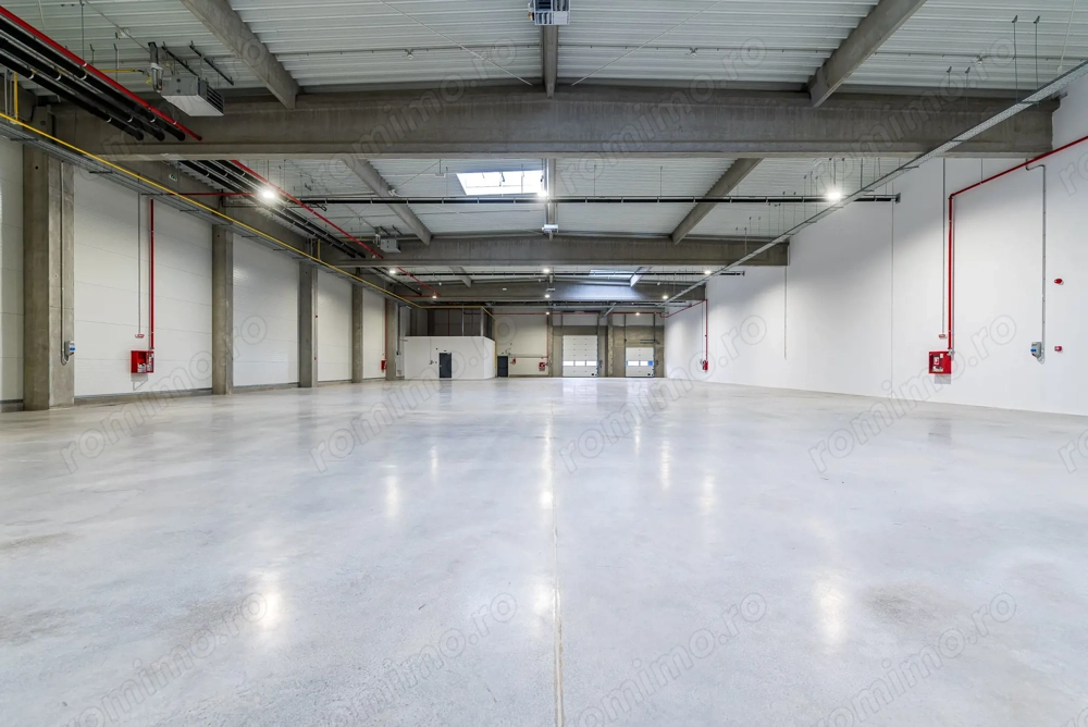 Hala industriala de inchiriat Arad - 4.646 mp cu birouri | Ideala pentru productie alimentara, logistica si distributie HoReCa - Imagine 2