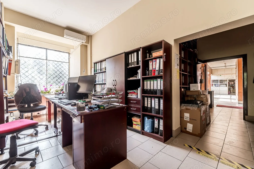 Spatiu comercial de vanzare Arad Micalaca - 435 mp cu vitrina stradala, ideal pentru HoReCa, clinica sau showroom - Imagine 3